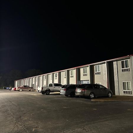 Americas Best Value Inn Marshall Bel Air Экстерьер фото